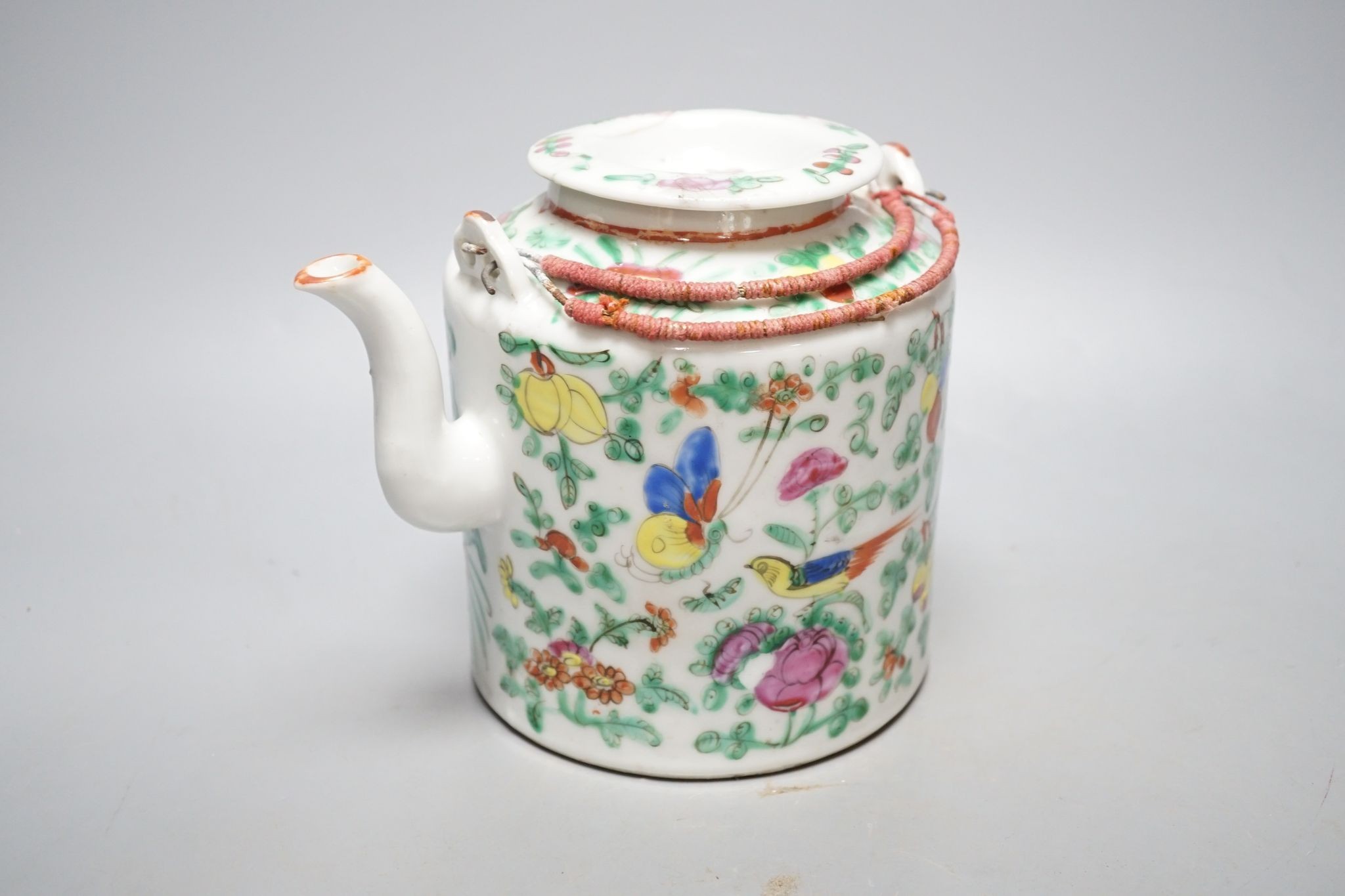 A Chinese famille rose teapot, a similar bowl and an enamelled porcelain jug (3)